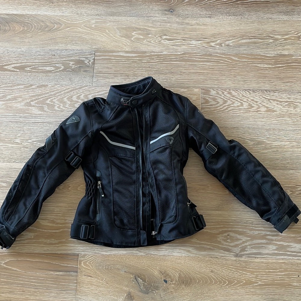 Motorcycle jacket